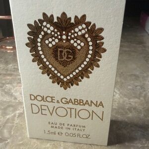 🌷5-$25🌷Dolce & Gabbana Devotion White and Gold Box